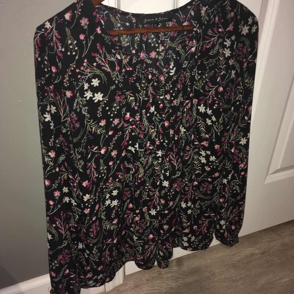 Floral top